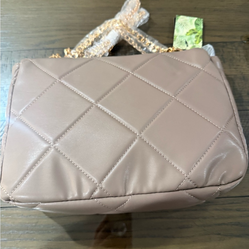 Badgley Mischka Quilted Shoulder Bag, Gold Chain Accent tan taupe beige gift - Picture 5 of 9
